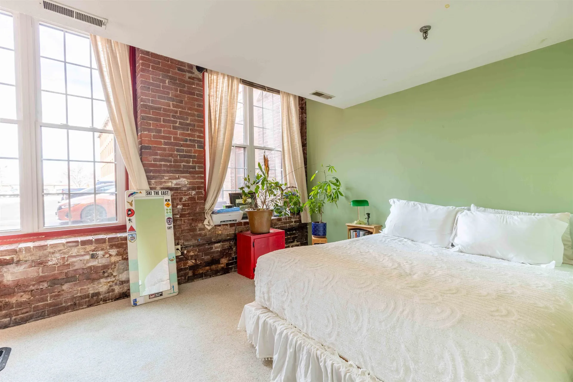 470 Silver Street Manchester NH 03103