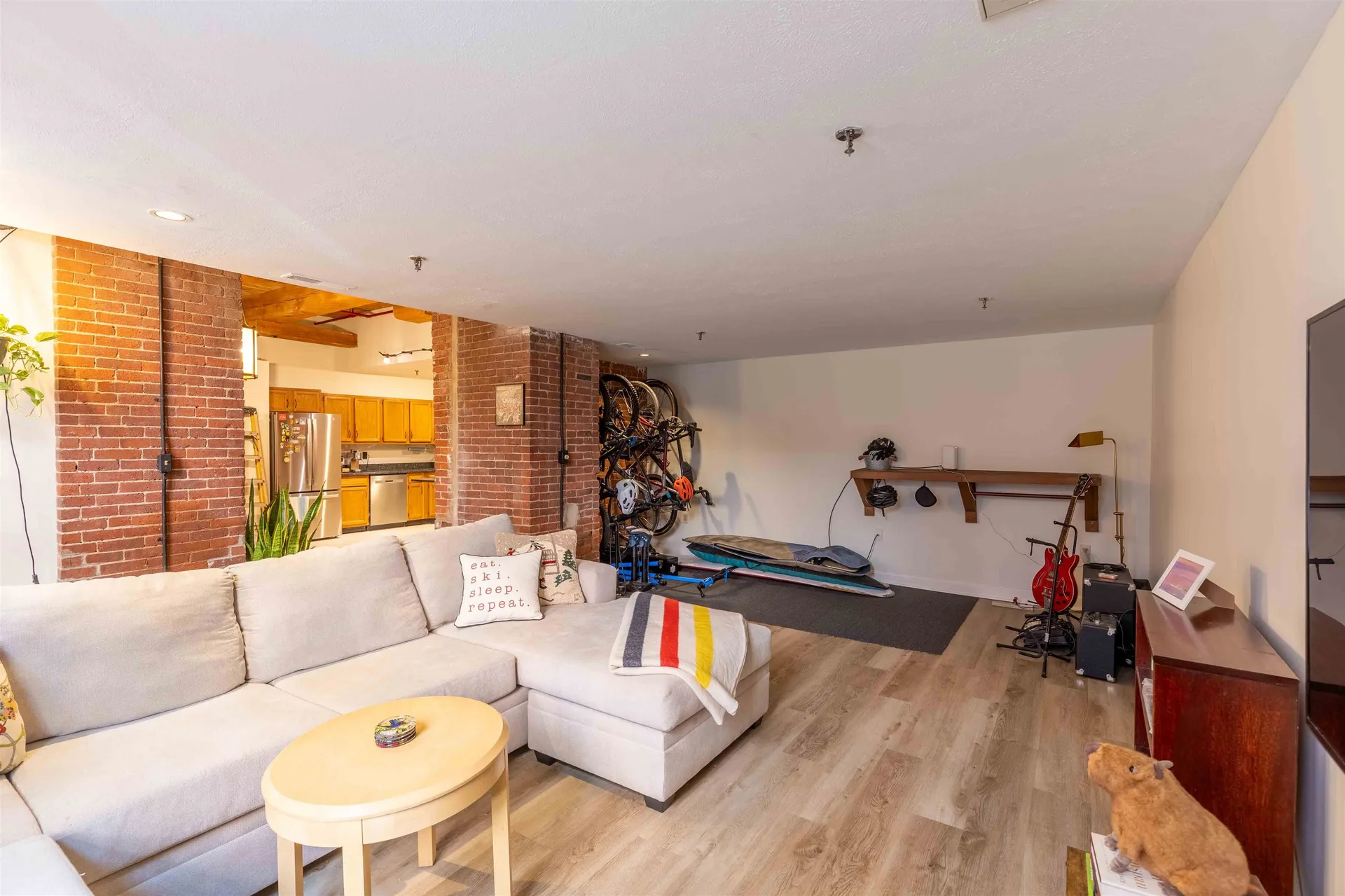 470 Silver Street Manchester NH 03103