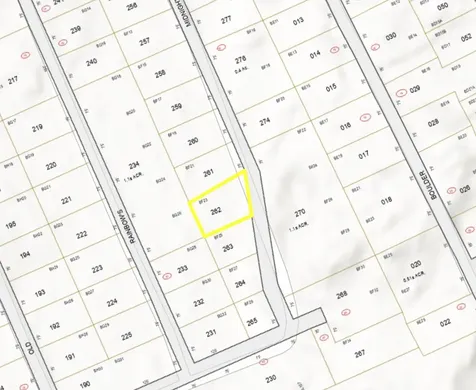 32-33 Red Fox Crossing Hillsborough NH 03244