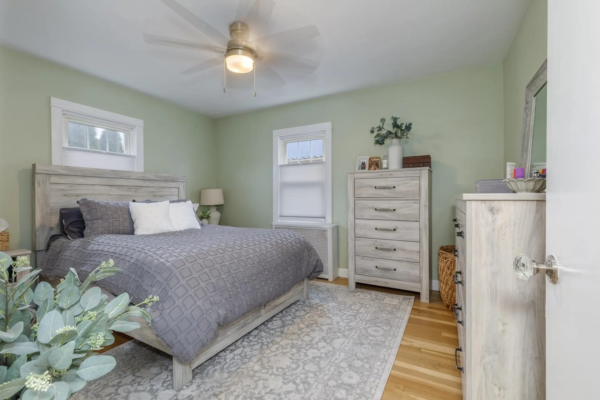 42 Lund Street Nashua NH 03060