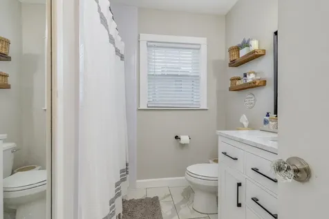 42 Lund Street Nashua NH 03060