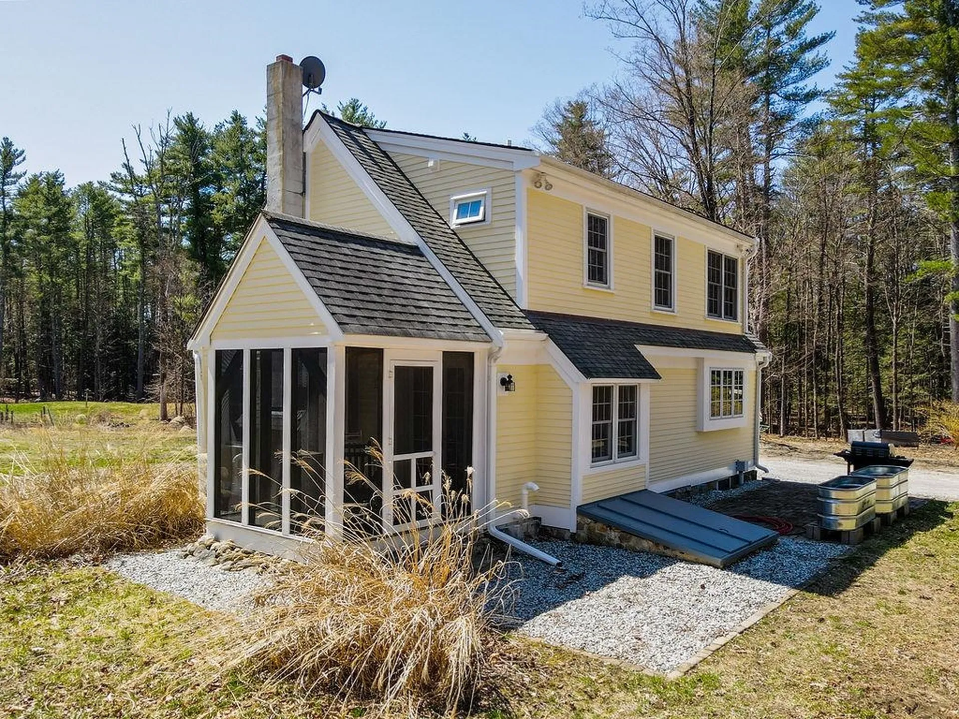 34 New Boston Road Amherst NH 03031