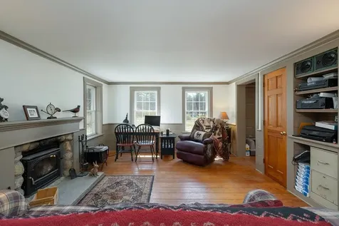 34 New Boston Road Amherst NH 03031