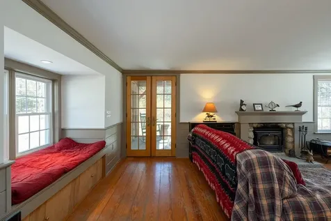 34 New Boston Road Amherst NH 03031