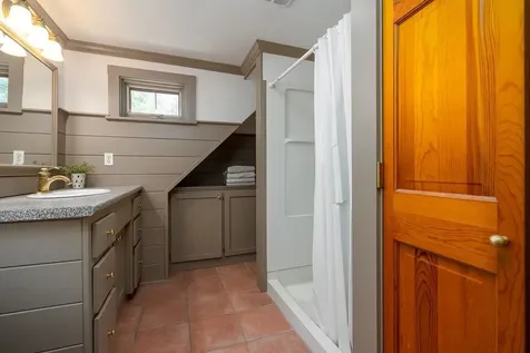 34 New Boston Road Amherst NH 03031