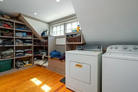 34 New Boston Road Amherst NH 03031