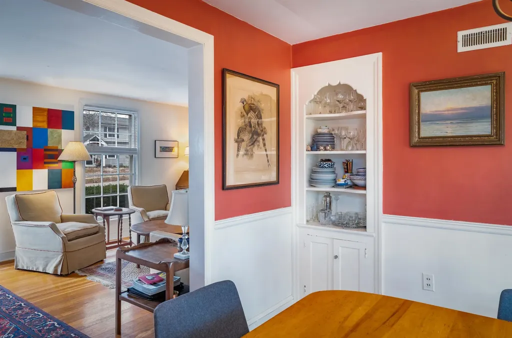 21 Colonial Square Burlington VT 05401