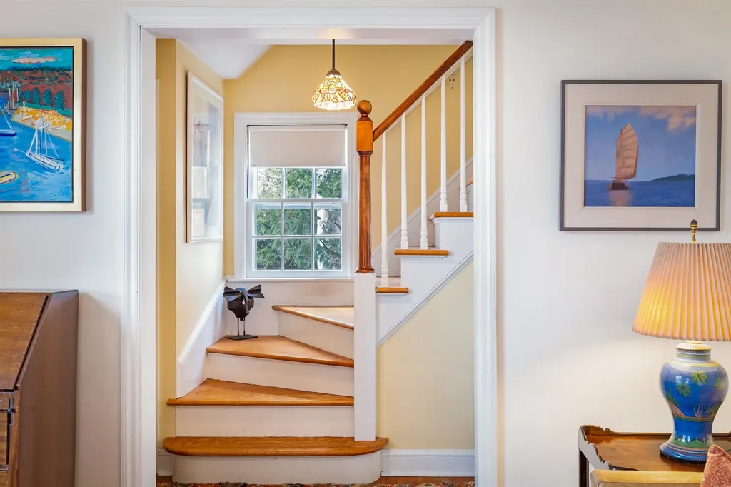 21 Colonial Square Burlington VT 05401