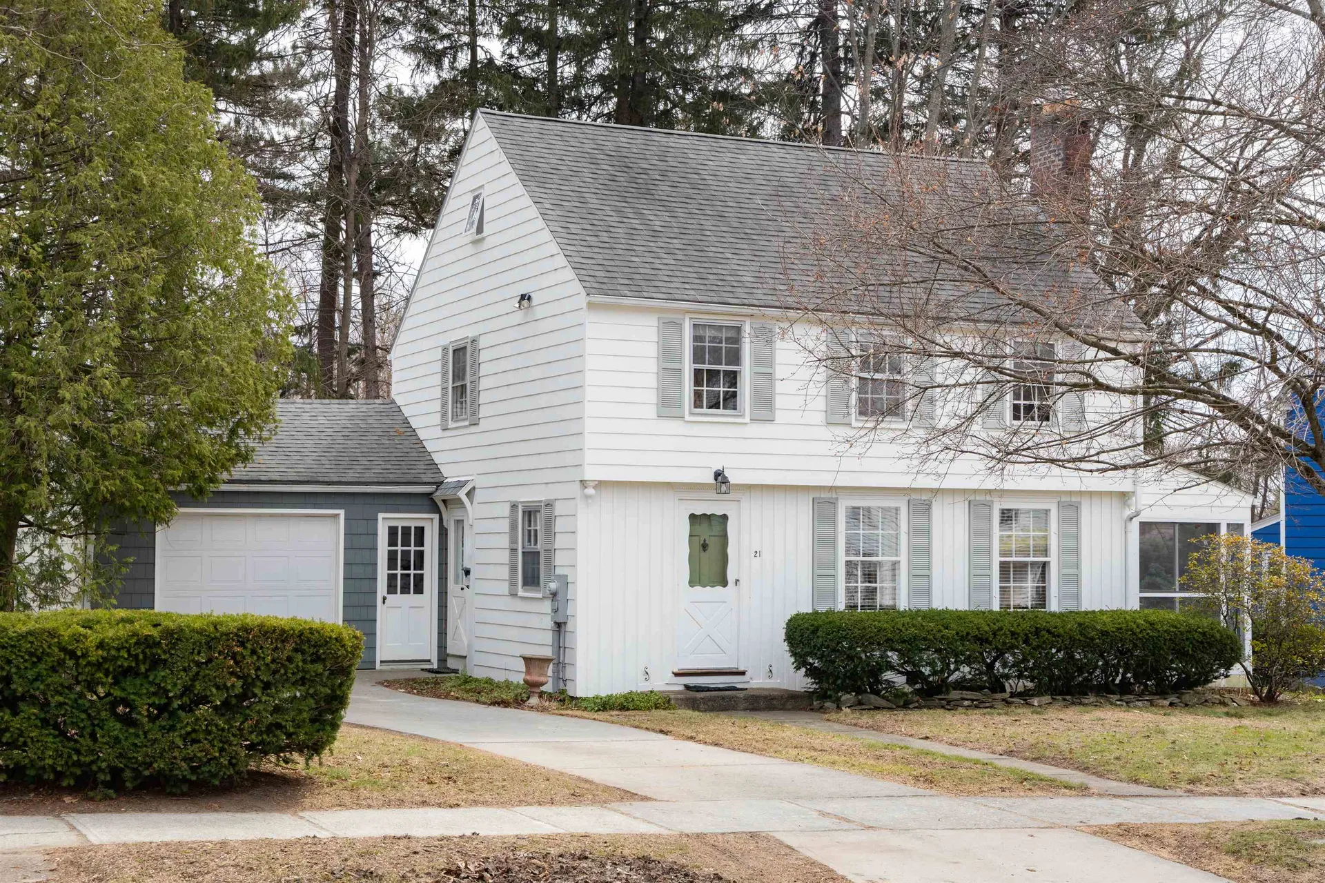 21 Colonial Square Burlington VT 05401