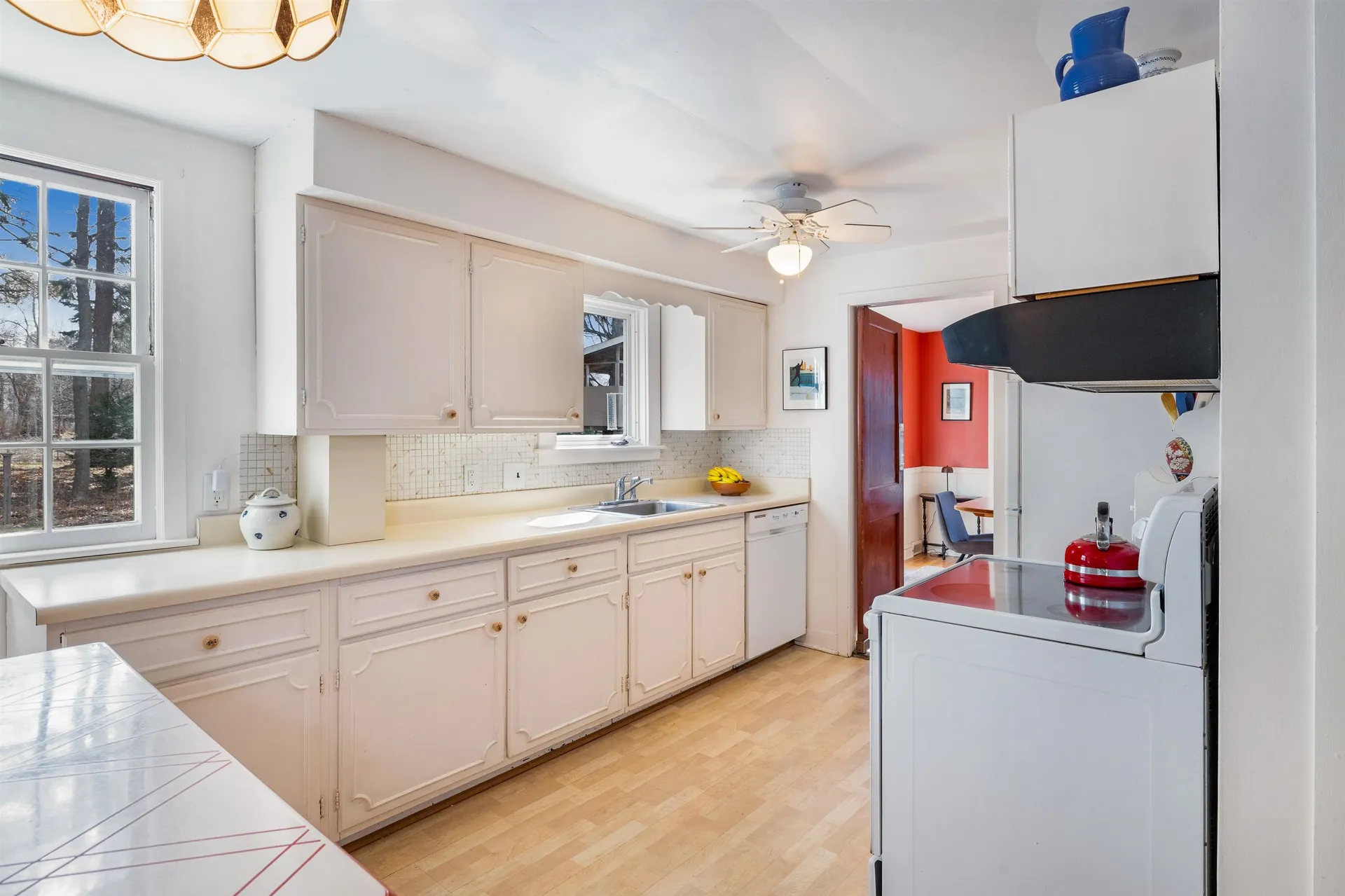 21 Colonial Square Burlington VT 05401