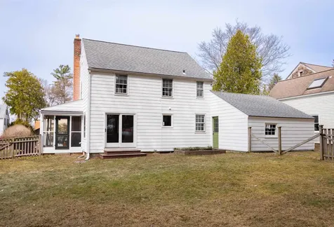 21 Colonial Square Burlington VT 05401