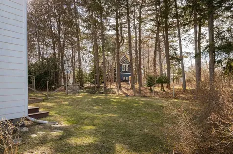 21 Colonial Square Burlington VT 05401