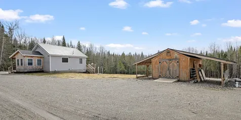 29 Colburn Road Colebrook NH 03576