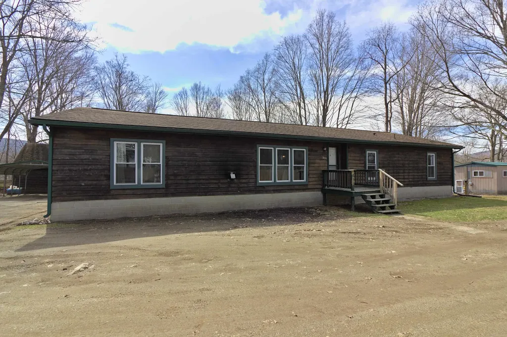 306 Beech Street Bennington VT 05201