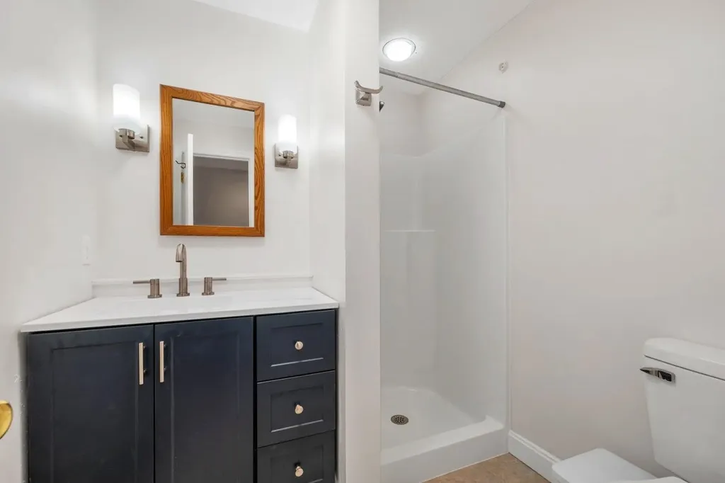 6 Wolfeboro Common Wolfeboro NH 03894