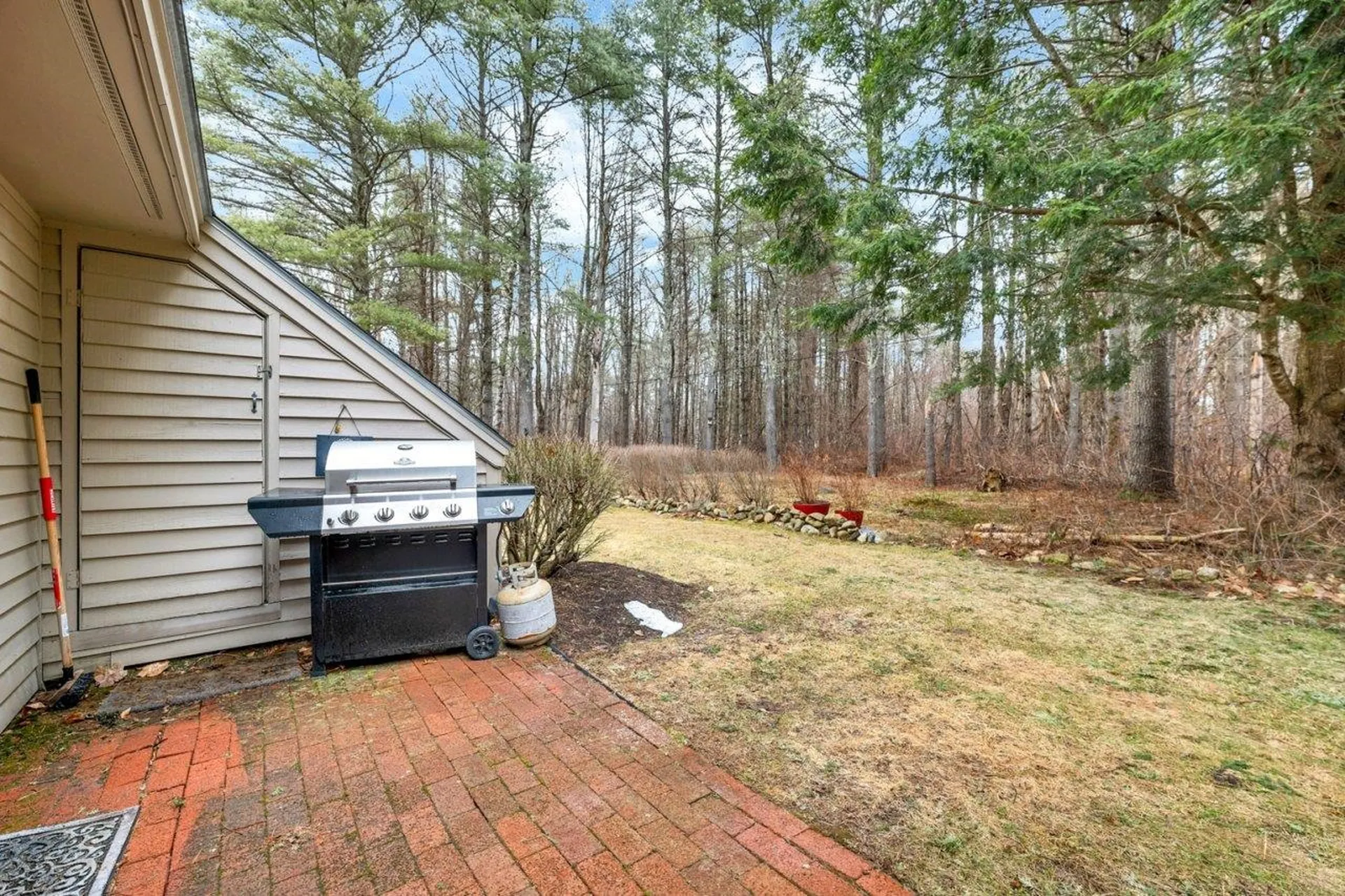 6 Wolfeboro Common Wolfeboro NH 03894