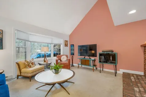 6 Wolfeboro Common Wolfeboro NH 03894