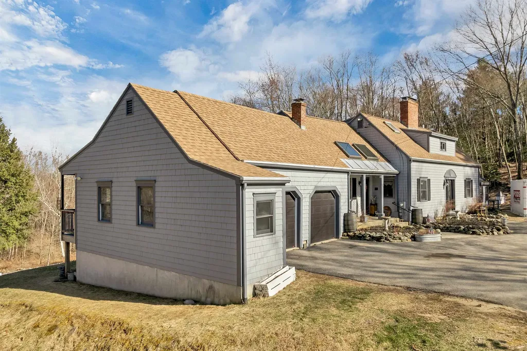 411 East Meadow Lane Pembroke NH 03275