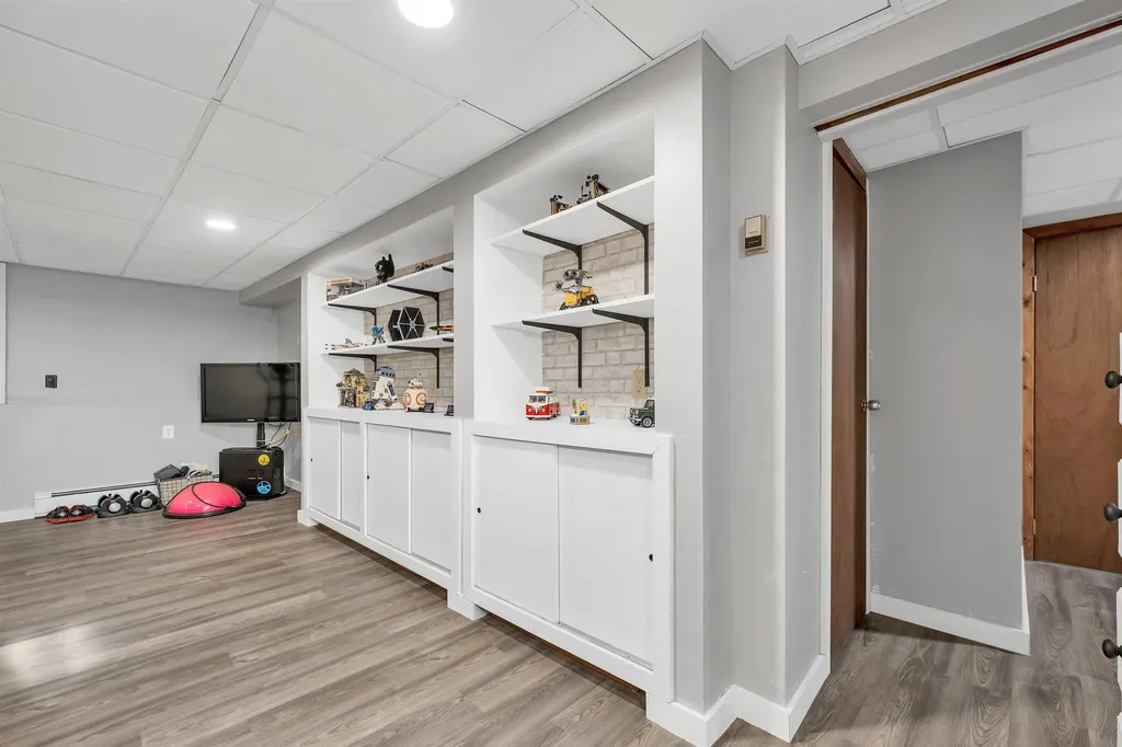 411 East Meadow Lane Pembroke NH 03275