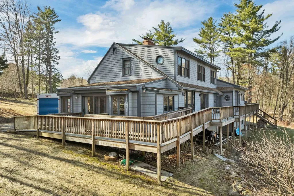 411 East Meadow Lane Pembroke NH 03275