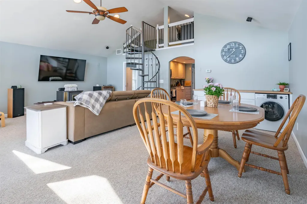 1011 Collettes Grove Road Derry NH 03038