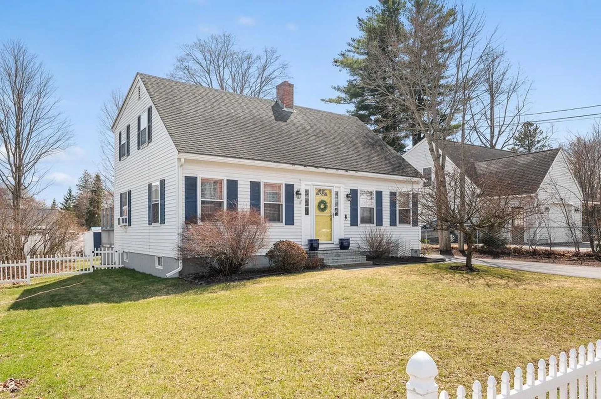 25 Clinton Street Concord NH 03301-2305