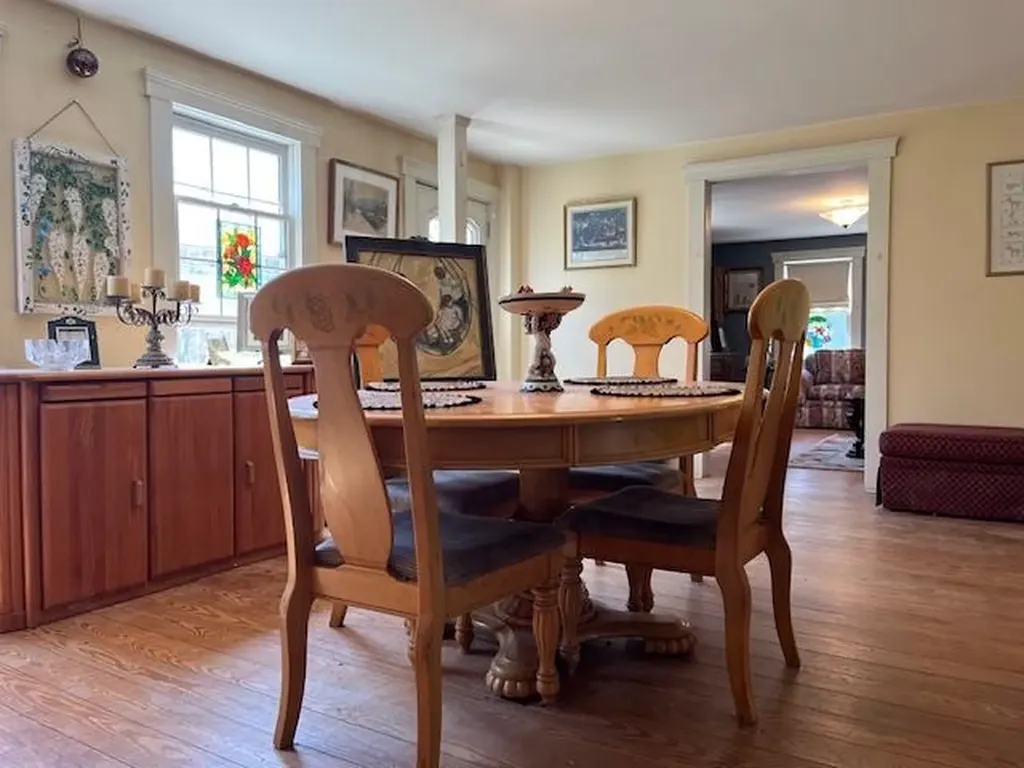 290 Mammoth Road Pelham NH 03076