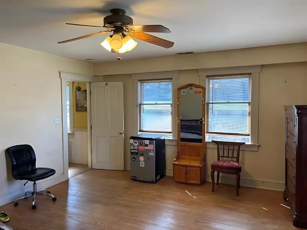 290 Mammoth Road Pelham NH 03076