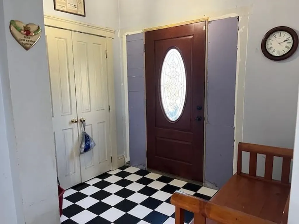 290 Mammoth Road Pelham NH 03076