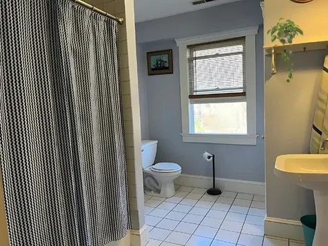 290 Mammoth Road Pelham NH 03076