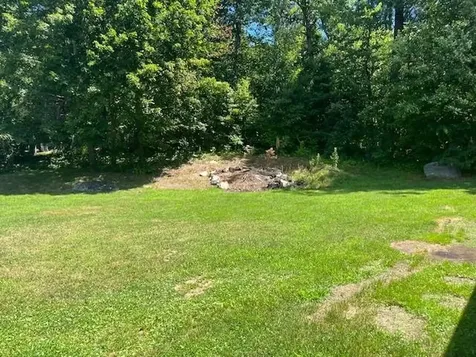 290 Mammoth Road Pelham NH 03076