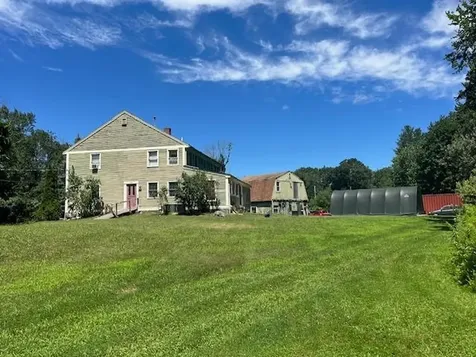 290 Mammoth Road Pelham NH 03076