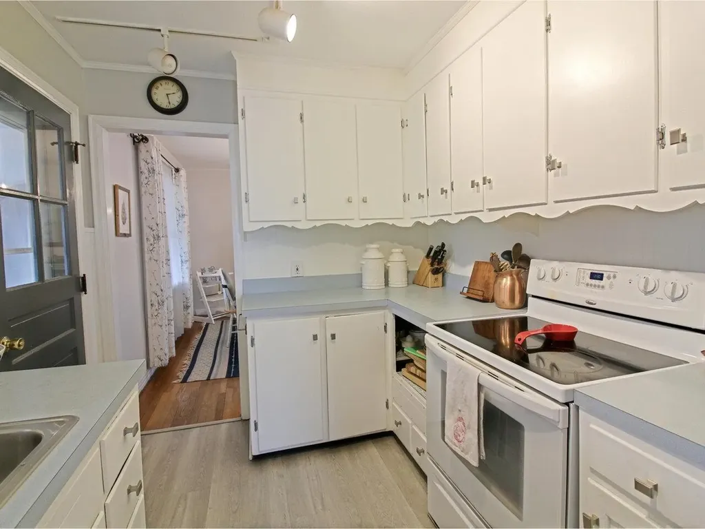 3 Wenonah Avenue Essex Junction VT 05452