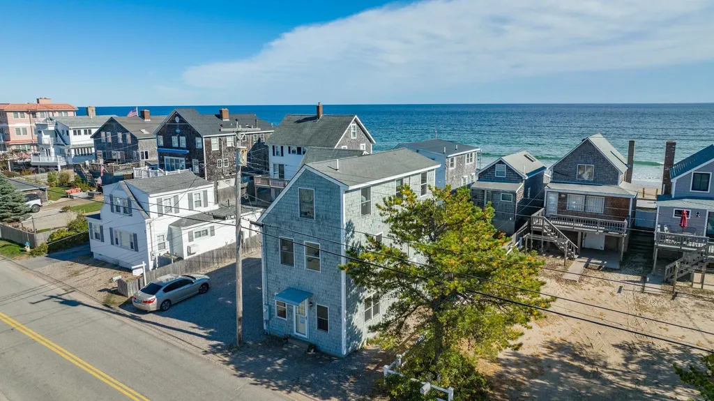 341 Ocean Avenue Wells ME 04090