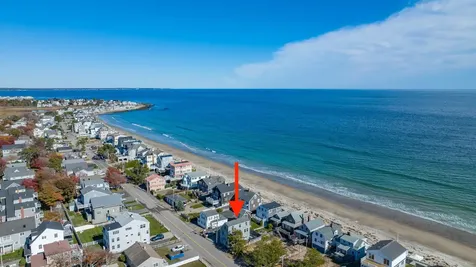 341 Ocean Avenue Wells ME 04090