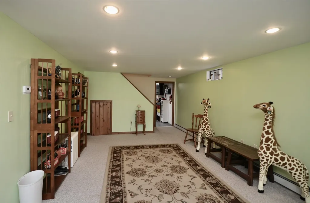 96 Greensward Drive Grantham NH 03753