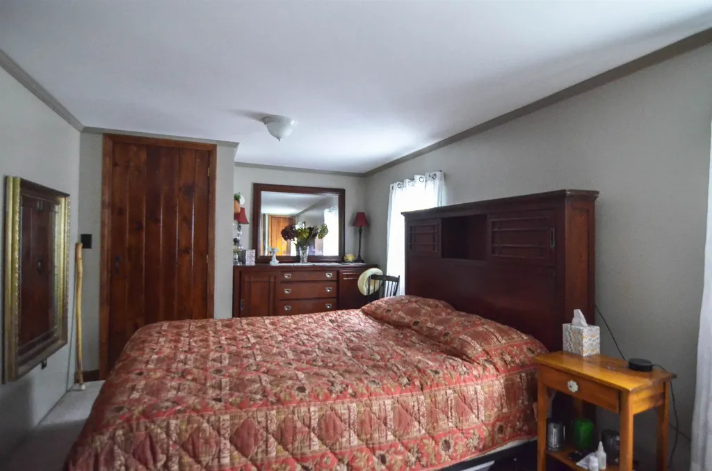 4 Doten Lane Grafton NH 03240