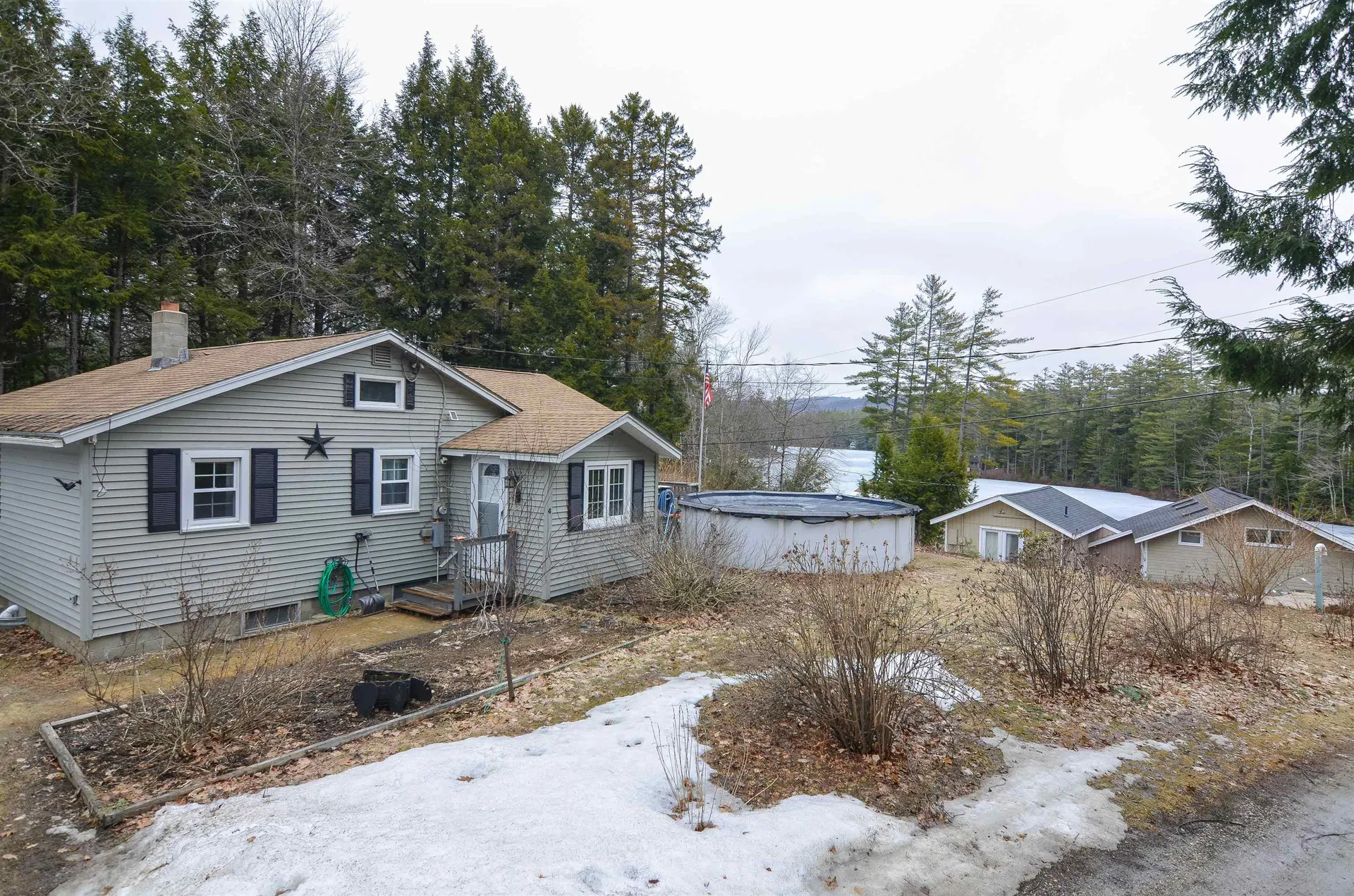 4 Doten Lane Grafton NH 03240