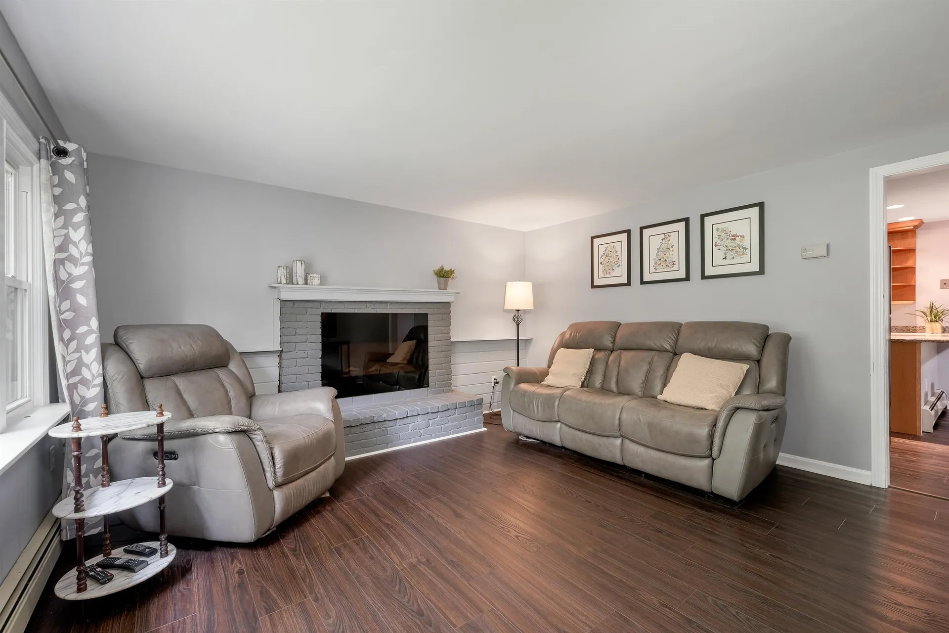 44 High Street Stratham NH 03885