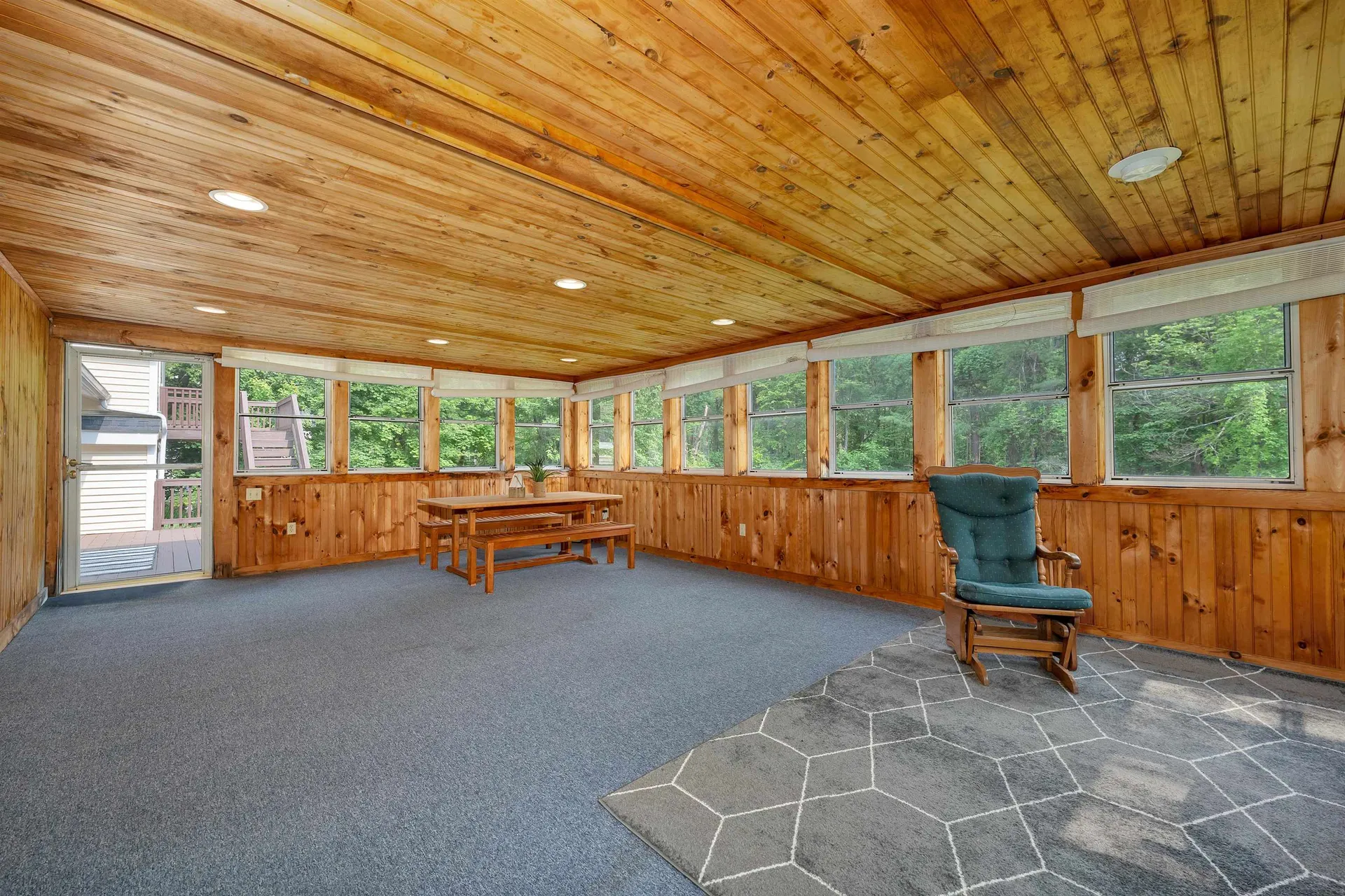 44 High Street Stratham NH 03885