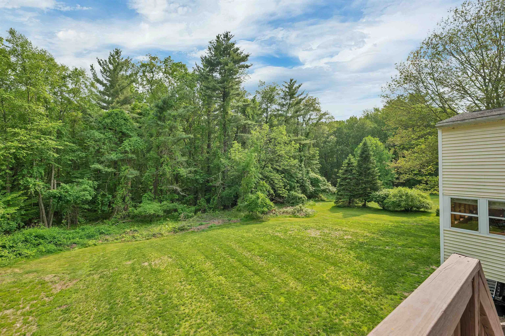 44 High Street Stratham NH 03885