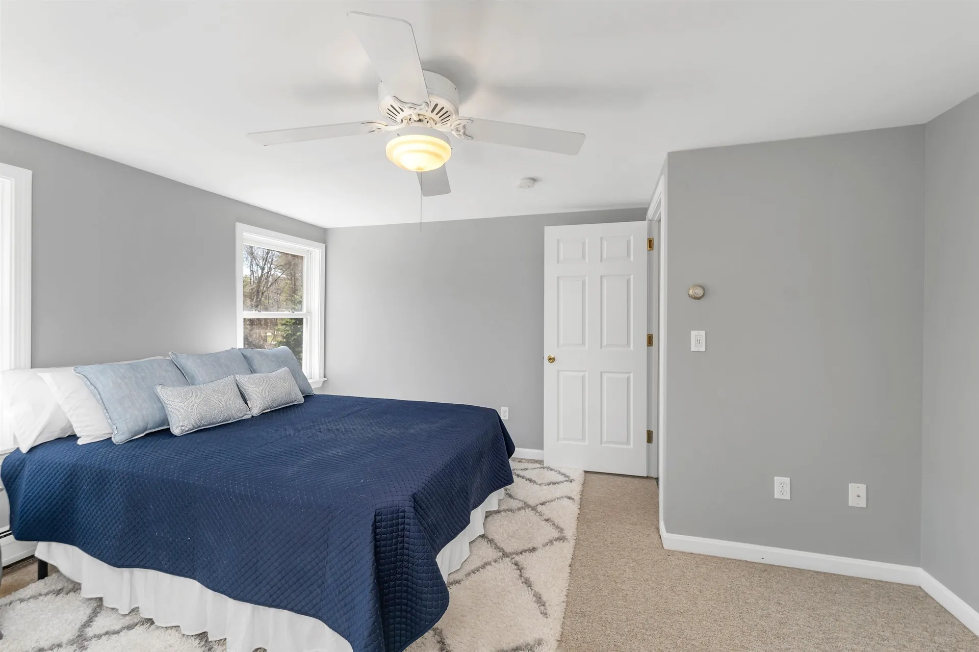 44 High Street Stratham NH 03885