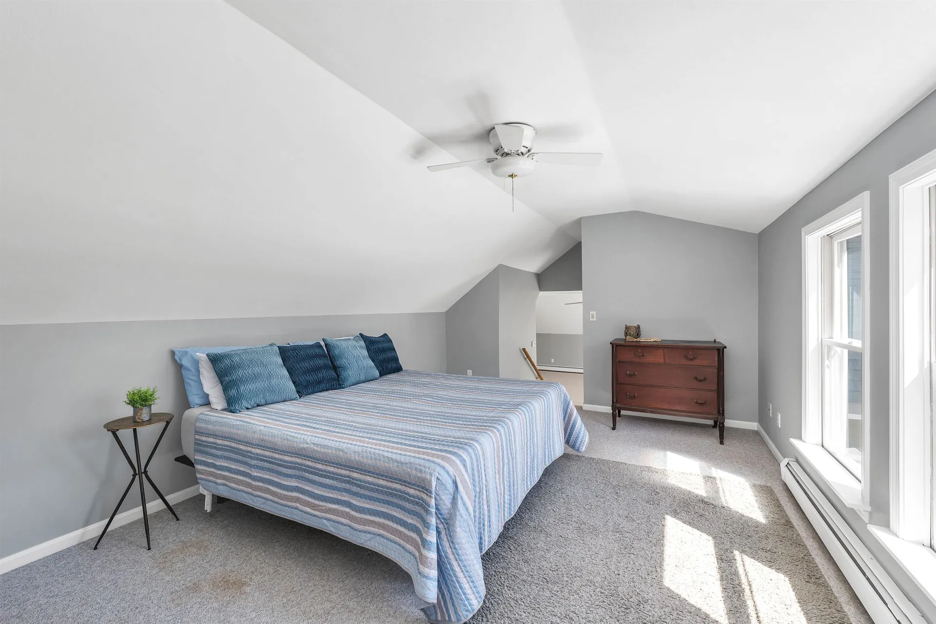 44 High Street Stratham NH 03885