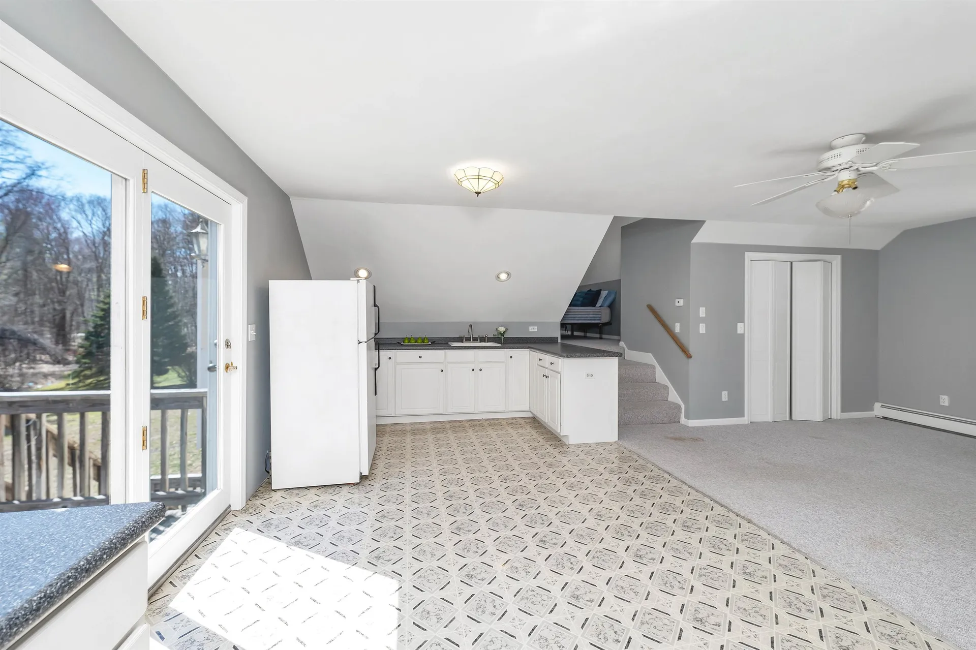 44 High Street Stratham NH 03885