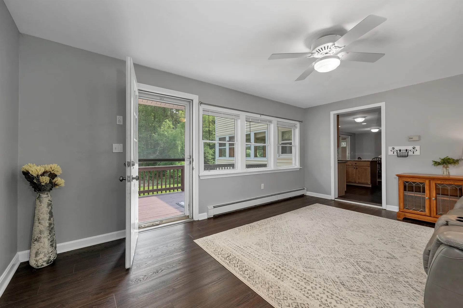 44 High Street Stratham NH 03885