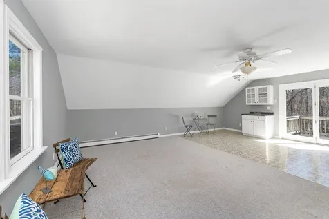 44 High Street Stratham NH 03885