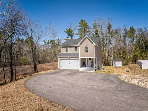 20 Freedom Way Barrington NH 03825