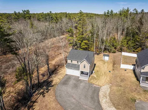 20 Freedom Way Barrington NH 03825