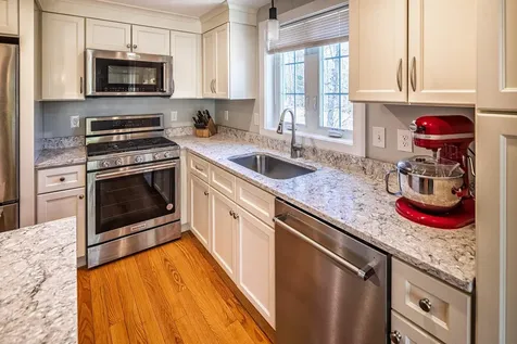 20 Freedom Way Barrington NH 03825