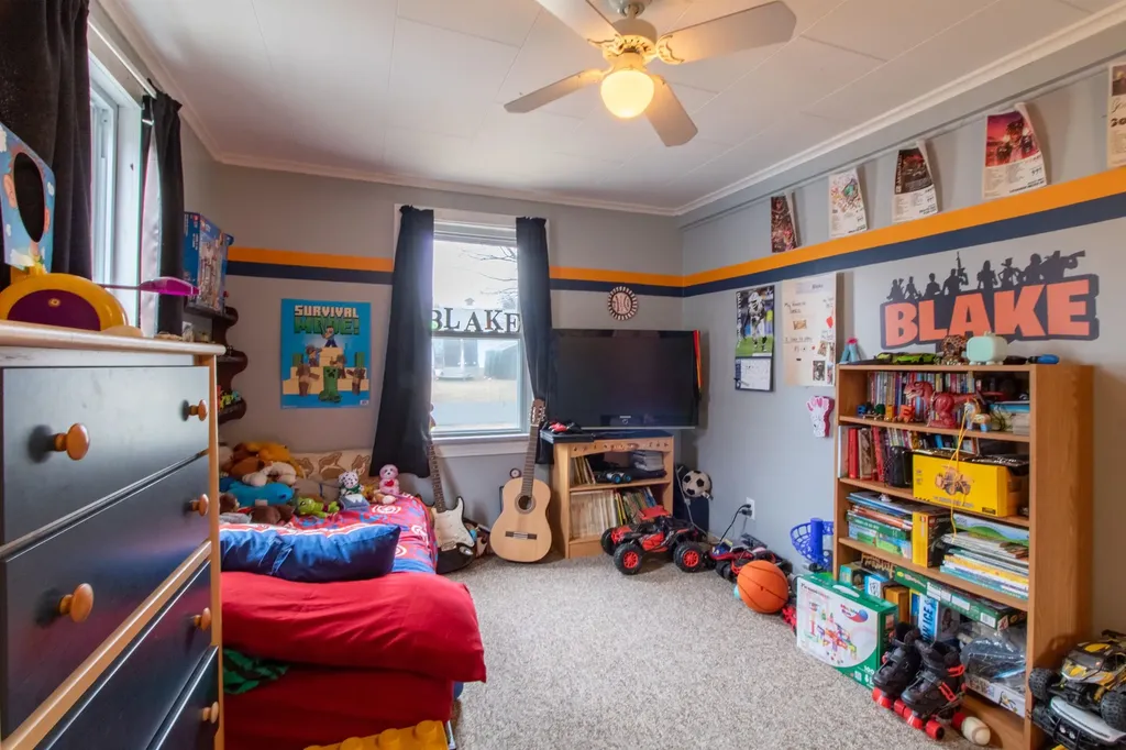 54 Kingsbury Avenue Derby VT 05830